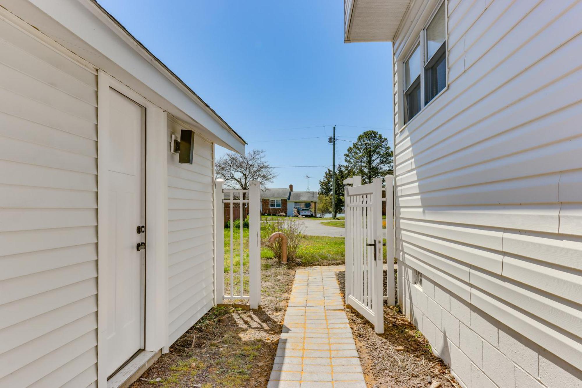 Waterfront Colonial With Boat Dock! Colonial Beach